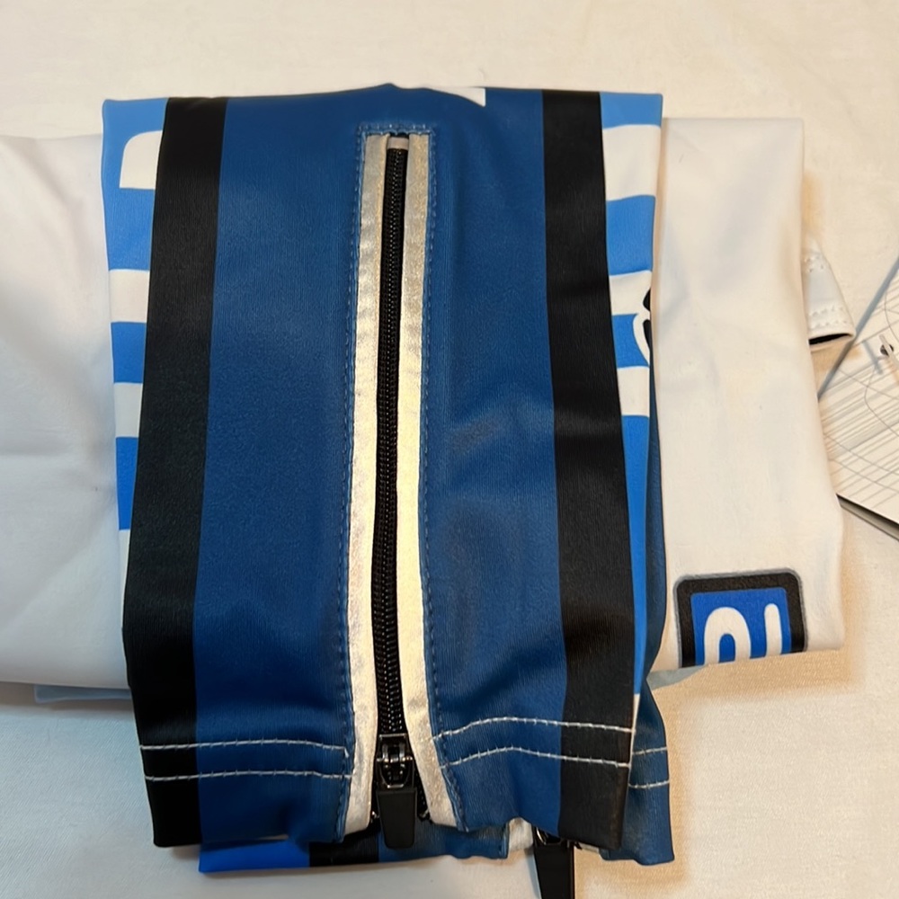 Brand new light weight bicycle leg warmers - Picture 4 of 4